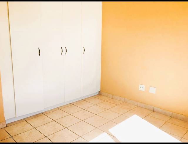 1 BEDROOM APARTMENT FOR SALE IN HONEYPARK